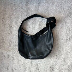 BAGGU Deadstock Leather Crescent Bag Black